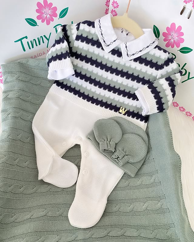 PROMOÇÃO Kit Saída Maternidade Com Pingente Dourado Personalizável Completa  - Veste Até 4 Meses (Menino)